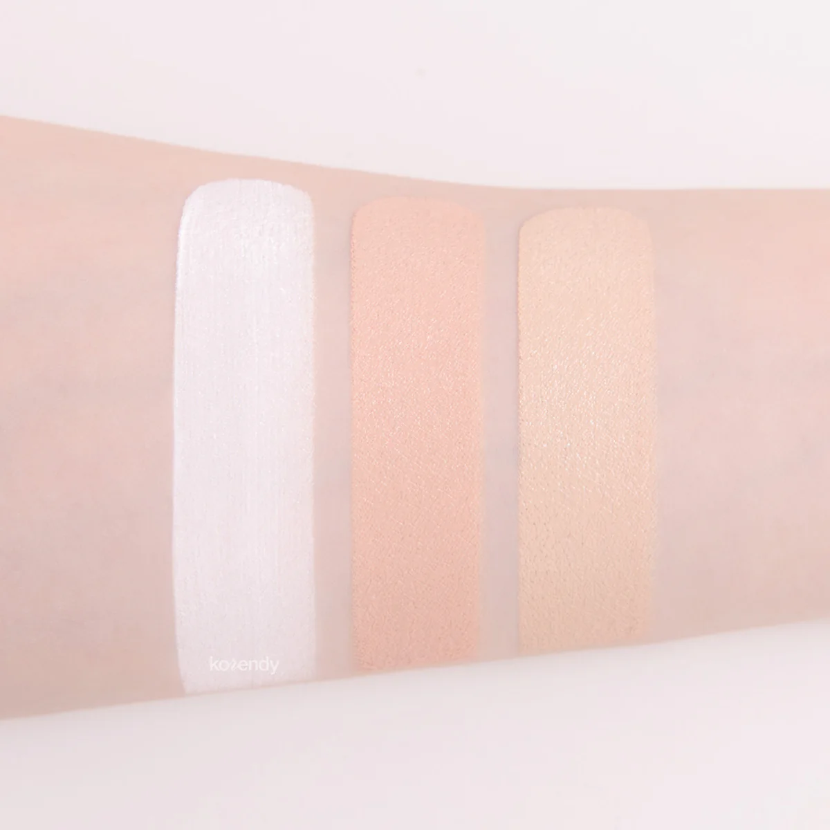 Amuse - Airy Spot Concealer Palette (Uzun Süre Kalıcı Leke ve Koyu Halka Kapatıcı 9 Çeşit Peptitli Aydınlatıcı Palet) (%50 İndirimli) - Image 3