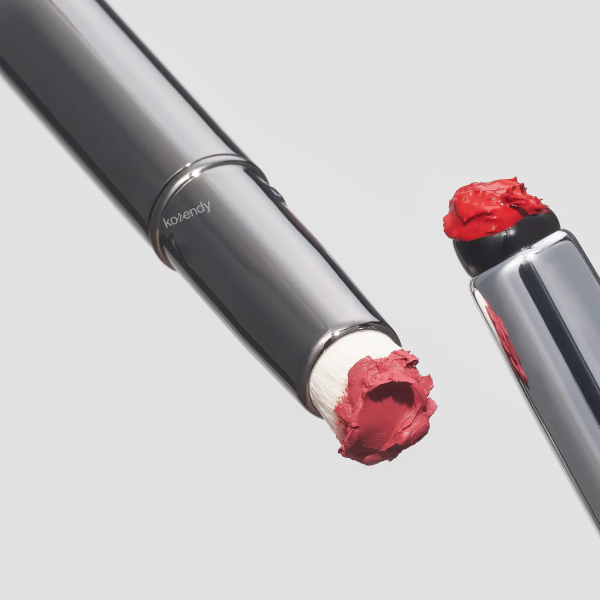 Braye - Fingertip Lip Brush (Yumuşak Sentetik Kıllı Hijyenik Kapaklı Profesyonel Dudak Makyajı Fırçası) - Image 2
