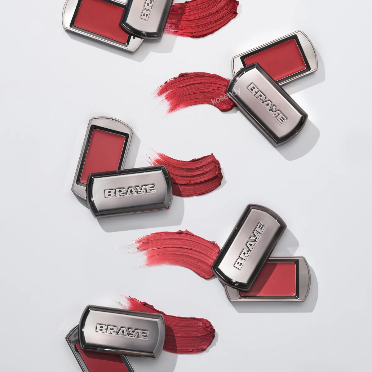 Braye - Lipsleek Blur (Tek Adımda Monokrom Görünüm Sunan Yarı Mat Pürüzsüz Bitişli Peptitli Çok Amaçlı Dudak ve Yanak Balmı) 3.2g - Image 11