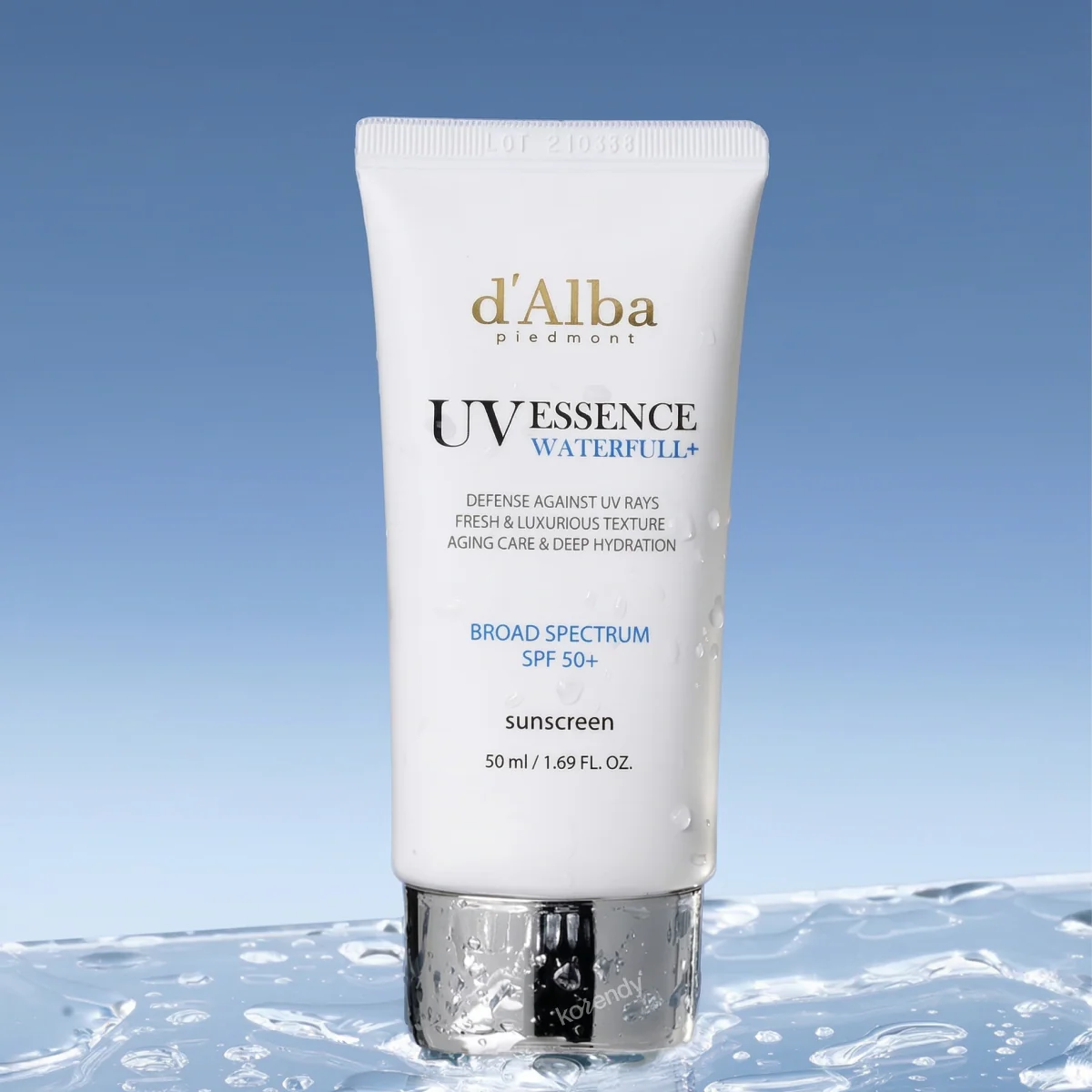 d'Alba - Waterfull Essence Sun Cream (Yoğun Nem Veren Işıltılı Bitişli Beyaz Trüflü Esans Güneş Kremi) 50ml - Image 3