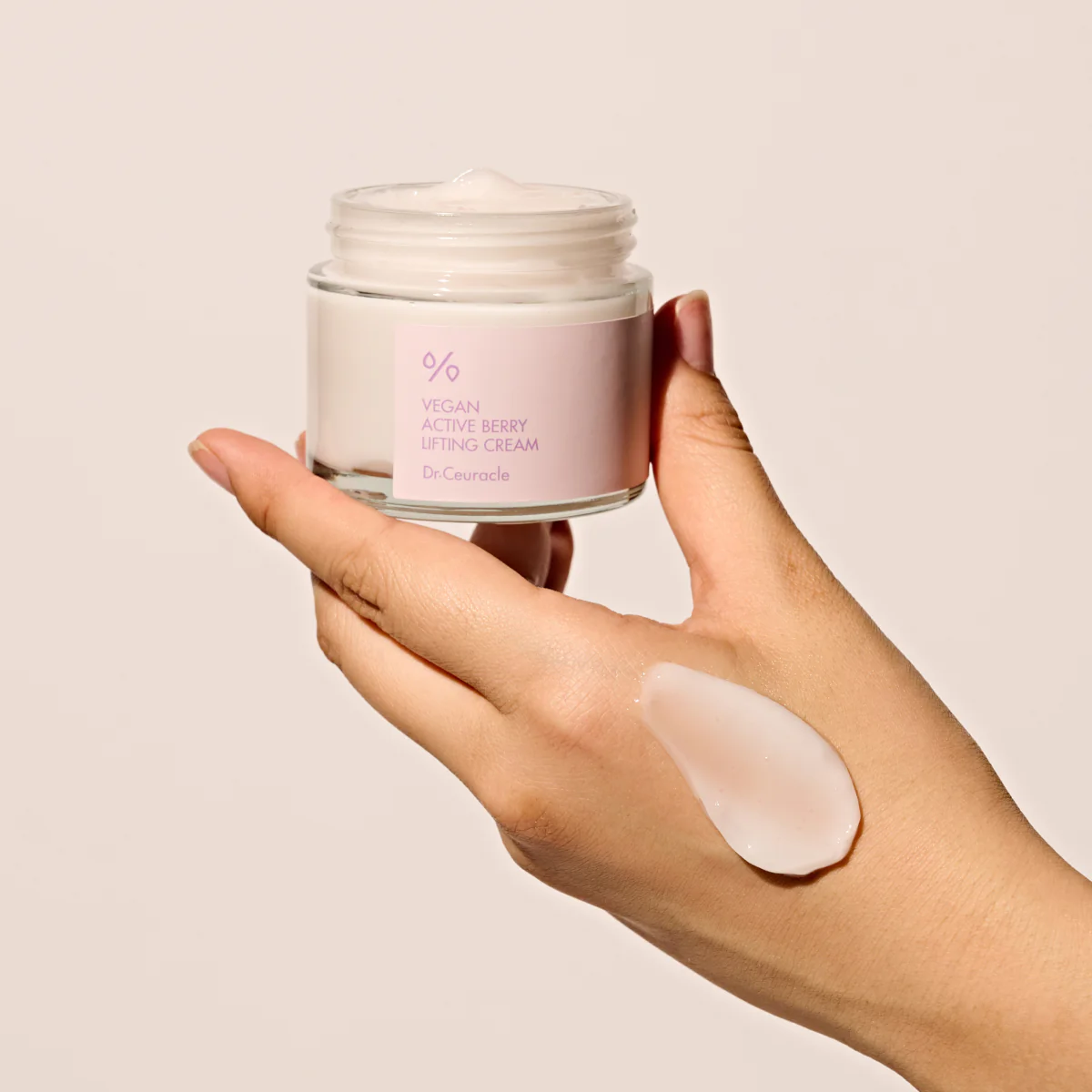 Dr.Ceuracle - Vegan Active Berry Lifting Cream (İnce Çizgi ve Kırışıklık Karşıtı Lifting Etkili Resveratrollü Krem) 75g - Image 3