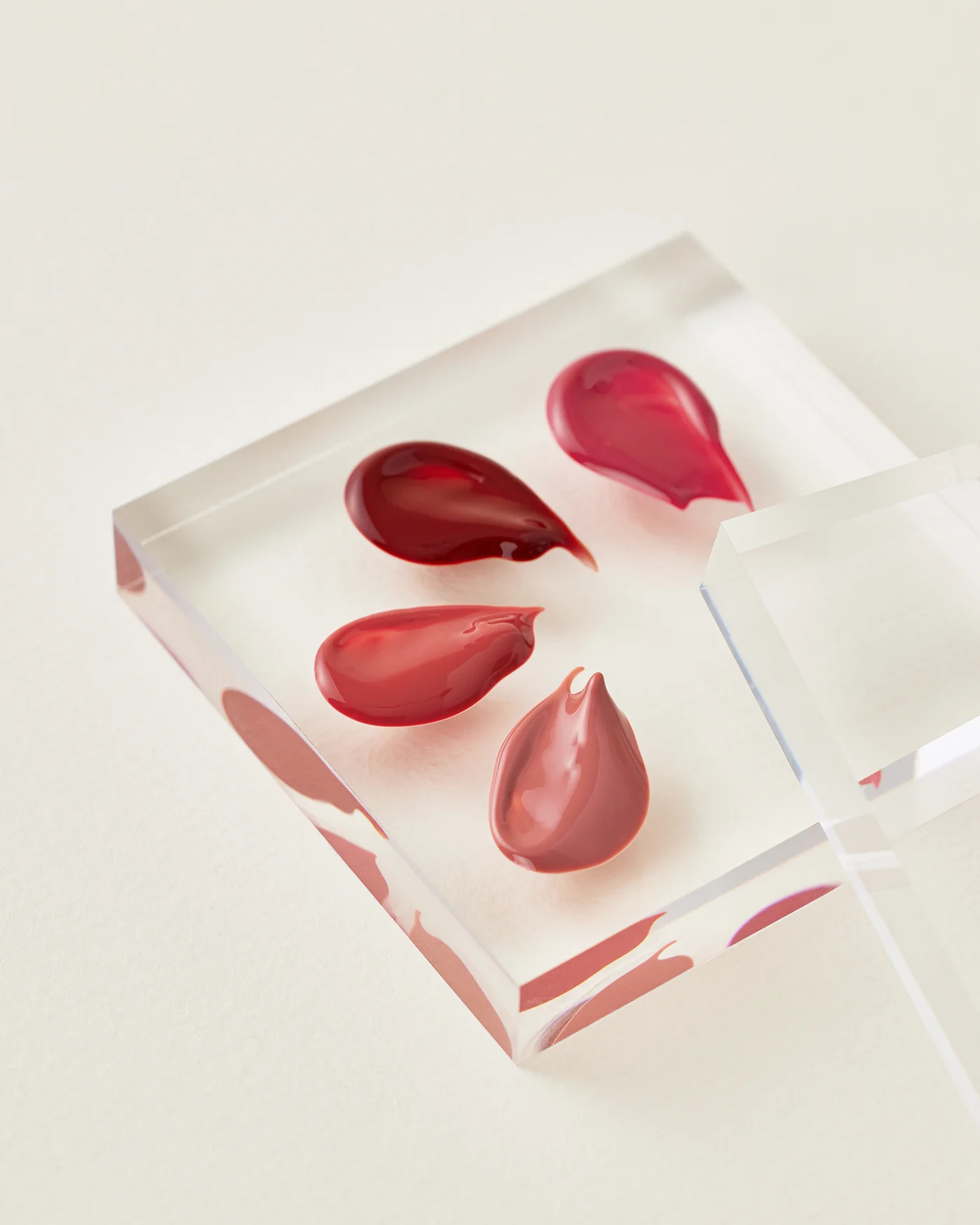 House of Hur - Glowy Ampoule Tint (15 Çeşit Vitamin ve Bal Özlü Parlatıcı Tint) 4.5g - Image 5