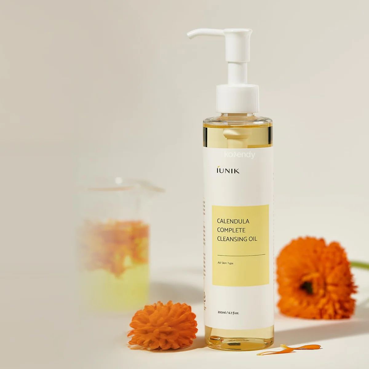 IUNIK - Calendula Complete Cleansing Oil  (Gözenek Arındırıcı ve Nemlendirici Aynısafalı Temizleme Yağı) 200ml (%15-%30 Lansman İndirimi) - Image 3