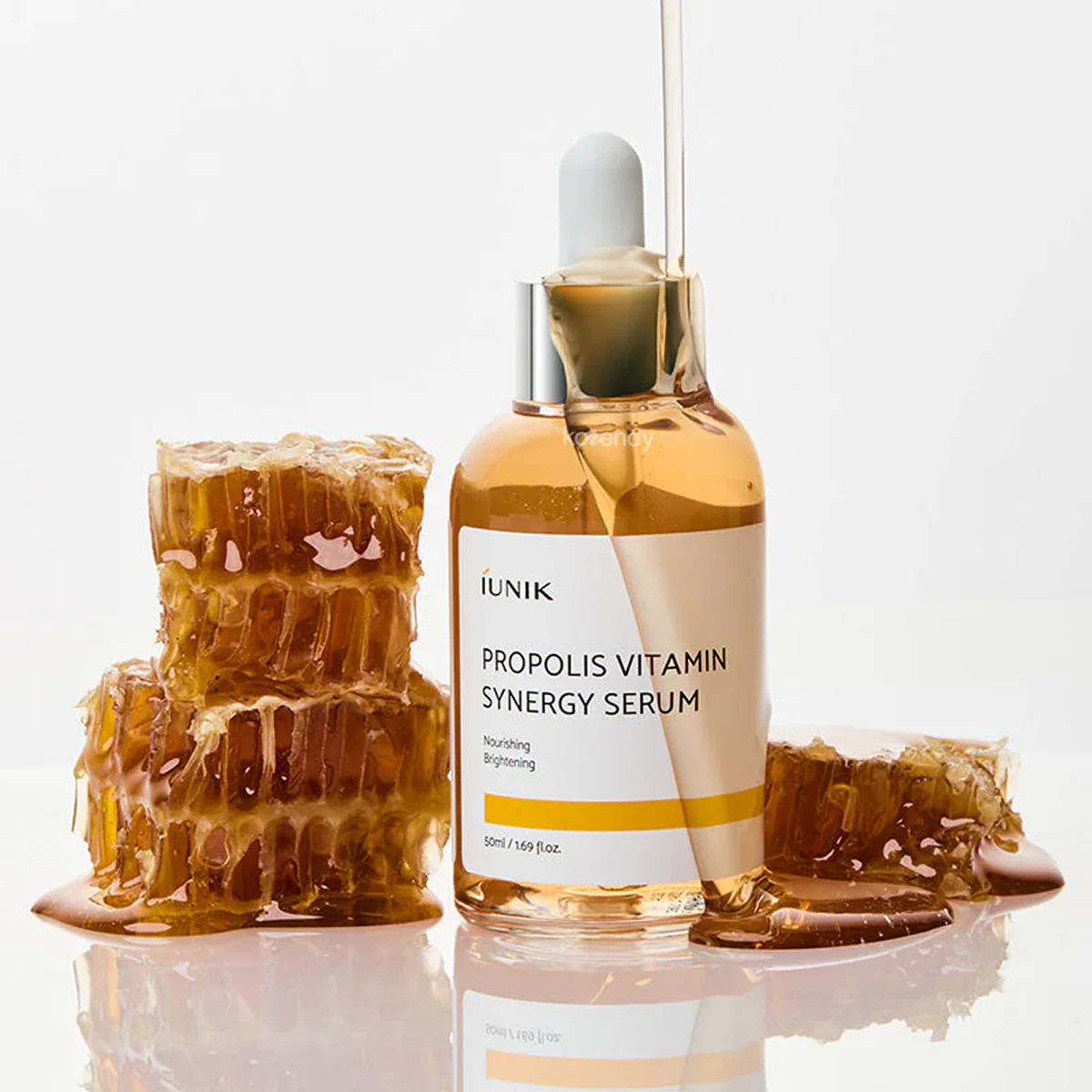 IUNIK - Propolis Vitamin Synergy Serum (Parlatıcı ve Enerji Verici %70 Propolis ve Vitamin Ağacı Suyu İçeren Serum) 50ml (%15-%30 Lansman İndirimi) - Image 3