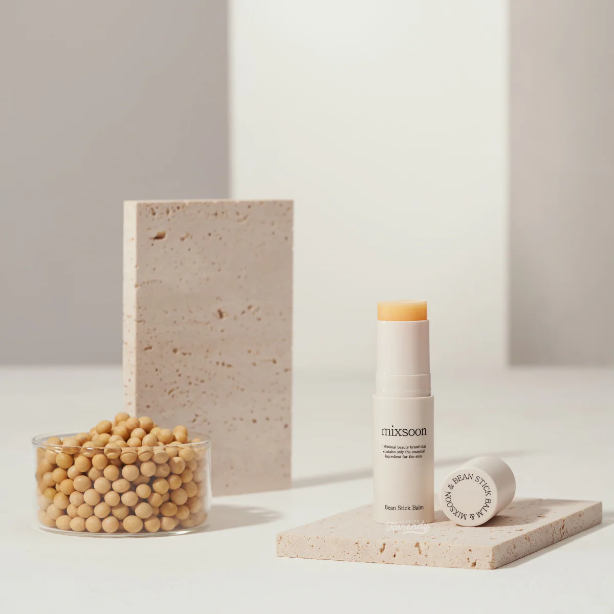 mixsoon - Bean Stick Balm (Parlatıcı Fermente Soya Fasulyeli Nemlendirici Balm) 11.5ml (%15 İndirimli SKT: 2026-10-23) - Image 3