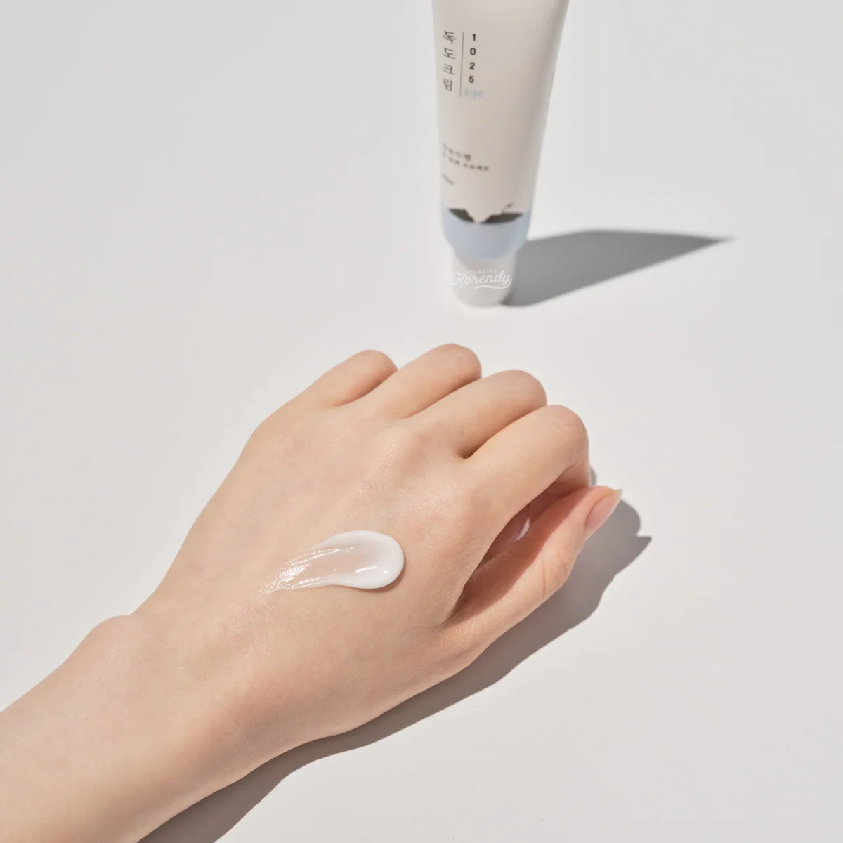 Round Lab - Dokdo Eye Cream (Kırışıklık Karşıtı Aydınlatıcı Deniz Sulu Göz Kremi) 30ml - Image 2